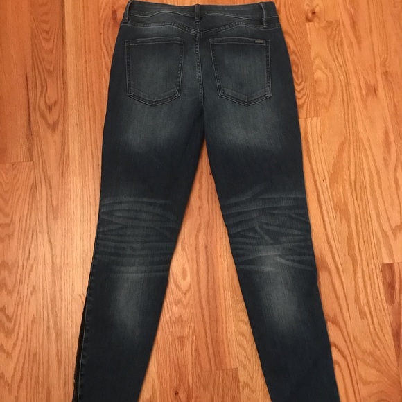 Skinny Ankle Jean - Picture 2 of 5